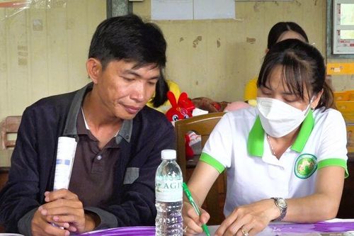 Tư vấn, giới thiệu việc làm cho lao động nông thôn xã Thoại Sơn