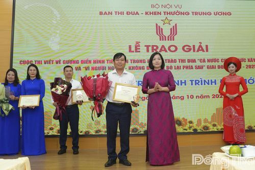 Phóng viên Báo và phát thanh, truyền hình Đồng Tháp đoạt giải Ba Cuộc thi viết 'Dấu chân trên hành trình đổi mới'