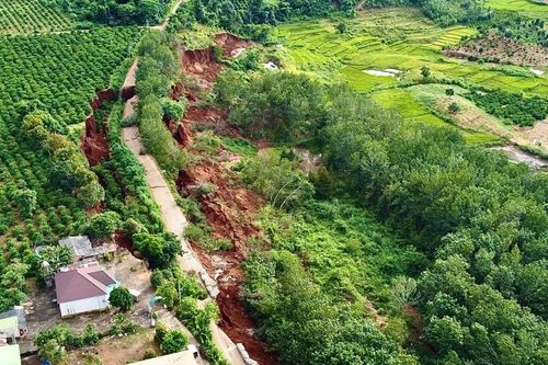 Vụ sạt lở tuyến đường vận hành Trạm 500 kV Thủy điện Ia Ly: Đề xuất đầu tư tuyến đường mới thay thế