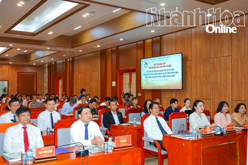 Hội thảo về vai trò của báo chí trong thời kỳ đổi mới, thúc đẩy sự phát triển kinh tế - xã hội tỉnh Khánh Hòa