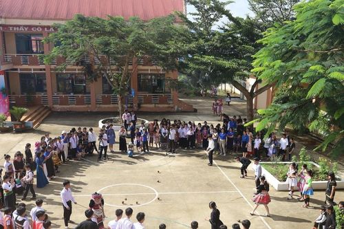 Sắc màu văn hóa ở ngôi trường vùng cao
