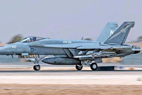 Vì sao F-18E ghi gun kill trước F-35B trong huấn luyện DACT