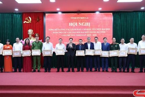 Tổng kết công tác lãnh đạo, chỉ đạo, tổ chức đại hội đảng bộ các cấp, Đại hội đại biểu Đảng bộ tỉnh lần thứ XVI, nhiệm kỳ 2025 - 2030