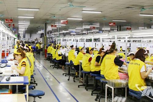Các doanh nghiệp trong khu công nghiệp nộp ngân sách trên 7.000 tỷ đồng