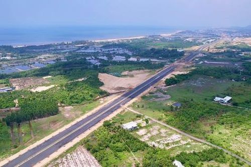 Ngắm trọn bức tranh ven biển TP.HCM hiện đại khi hạ tầng vươn ra biển lớn