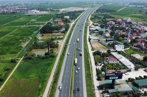 Điều chỉnh phân làn, quy định tốc độ trên cao tốc - Nâng cao an toàn và văn hóa giao thông
