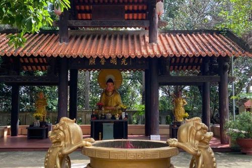 Chùa Hội Sơn: Nét cổ kính và bình yên giữa lòng Thành phố