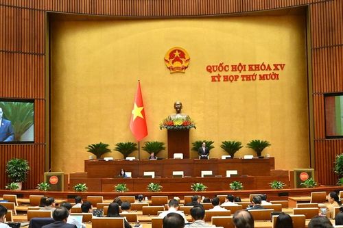 Cân nhắc quy định về thời hạn của hộ chiếu phổ thông cấp theo thủ tục rút gọn