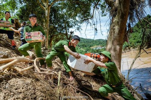 'Lúc dân cần, lúc dân khó, có Công an'