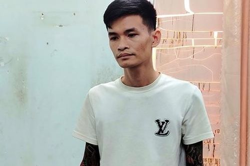 Bắt tạm giam thanh niên xăm trổ hành hung thai phụ
