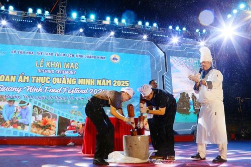 Quảng Ninh: Khai mạc Liên hoan Ẩm thực Quảng Ninh 2025 - Điểm đến hội tụ tinh hoa ẩm thực