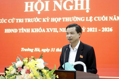 Phó Bí thư Thường trực Tỉnh ủy, Chủ tịch HĐND tỉnh Bế Thanh Tịnh tiếp xúc cử tri xã Trường Hà