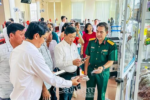 Ra mắt 'Phiên chợ số cộng đồng'