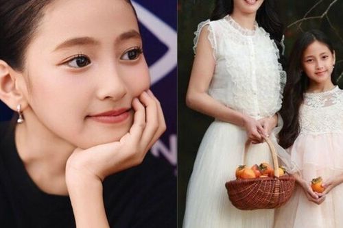 Con gái duy nhất hưởng 'gen Hoa hậu' của Hà Kiều Anh: dậy thì vóc dáng như thiếu nữ, mặt thanh tú, mũi cao, cằm V-line