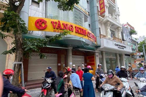 Nhiều tiệm vàng lớn ở Thanh Hóa bất ngờ đóng cửa