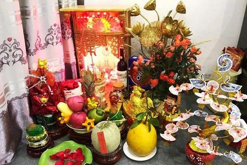 Ban thờ Thần tài khi chuyển sang một vị trí khác không nhất thiết phải thay mới, nếu không thuộc những trường hợp sau đây