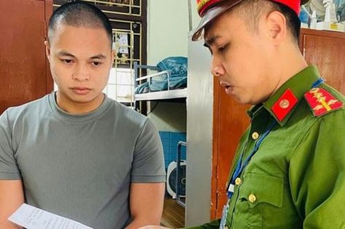 Ninh Bình: Ngoài buôn bán hàng giả, chủ kênh Tiktok 'Gia đình Hải Sen' bị khởi tố thêm tội danh 'trốn thuế'