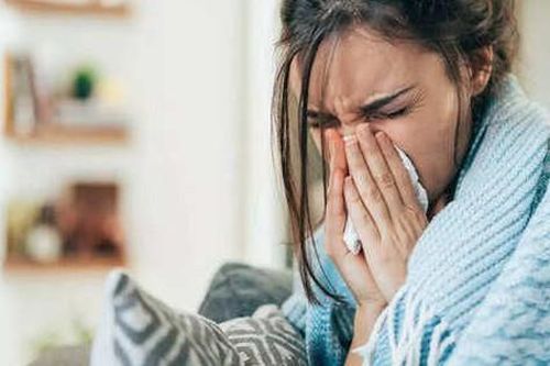 10 bài thuốc tự nhiên giúp bạn vượt qua mùa cúm