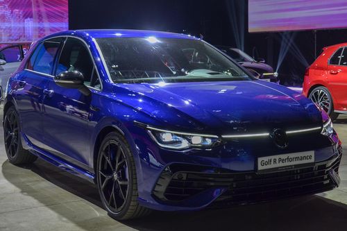 Chi tiết Golf R Performance - hot-hatch châu Âu đối đầu Civic Type R