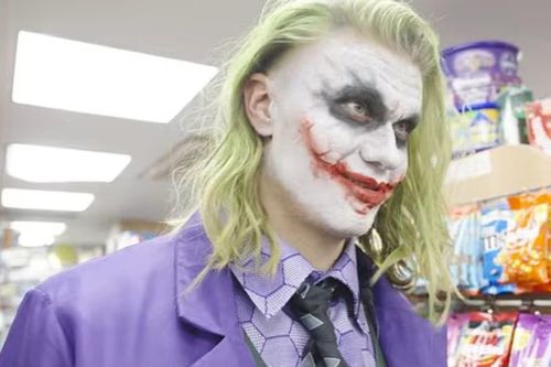 Haaland gây sốc ngày Halloween