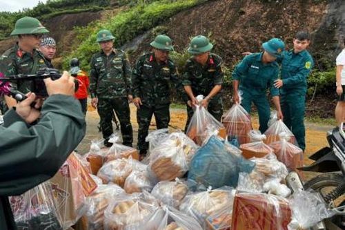 Khẩn trương giúp dân vùng cao khắc phục hậu quả mưa lũ