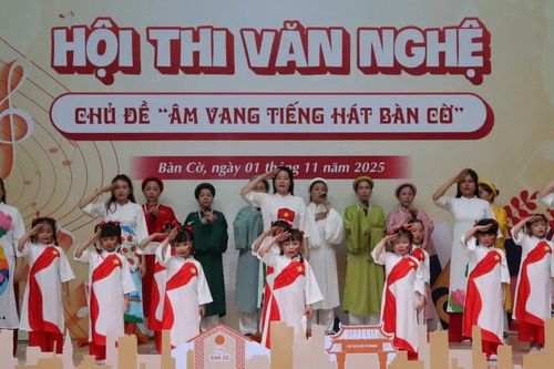 Khơi dậy tinh thần đoàn kết qua hội thi 'Âm vang tiếng hát Bàn Cờ'