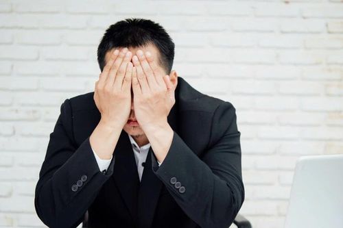 Phía sau vẻ mạnh mẽ, đàn ông cũng có những tổn thương cần được sẻ chia