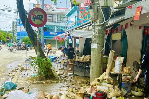 Các hộ kinh doanh tại TP Huế mất trắng sau lũ lịch sử