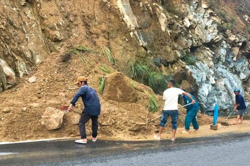 Đèo An Khê xuất hiện nhiều điểm sạt lở, Gia Lai yêu cầu xử lý