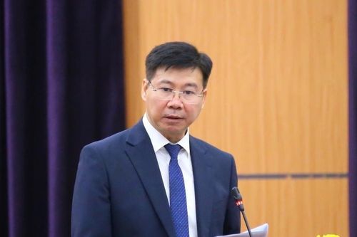 Doanh nghiệp 'méo mặt' vì nghẽn thủ tục trực tuyến, hồ sơ treo kéo dài