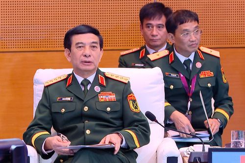 Bộ trưởng Quốc phòng: Kiên trì giải quyết mọi tranh chấp bằng biện pháp hòa bình