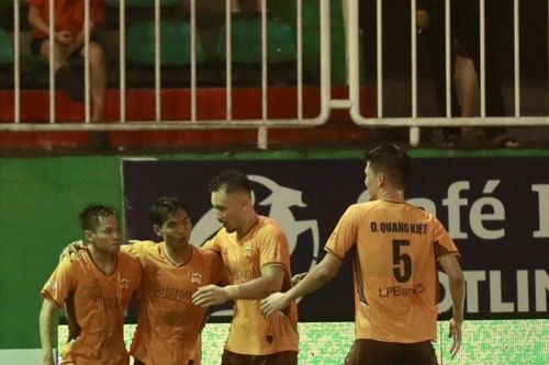 HAGL 2-2 Nam Định: HLV Lê Quang Trãi nói về ngôi vương