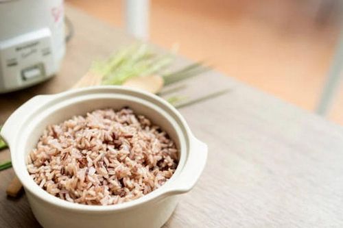 Những tác hại ít ai biết của gạo lứt và cách sử dụng an toàn