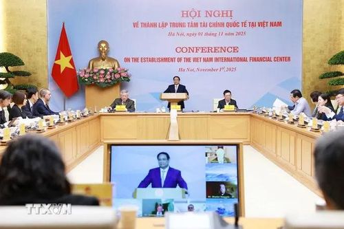 Thủ tướng chỉ đạo đưa trung tâm tài chính quốc tế hoạt động trong tháng 11