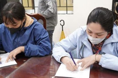 21 học sinh hẹn đánh nhau vì 50 nghìn đồng
