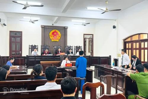 Pháp luật nhân văn đối với người chưa thành niên