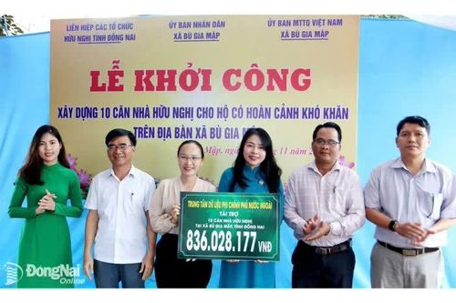 10 gia đình có hoàn cảnh khó khăn ở xã Bù Gia Mập được hỗ trợ xây dựng nhà kiên cố
