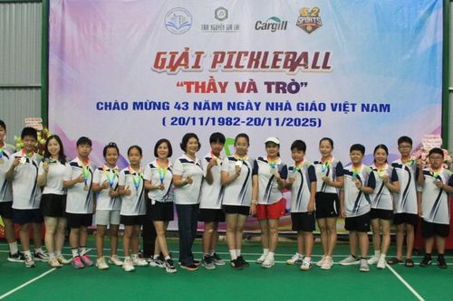 Khai mạc Giải Pickleball 'Thầy và Trò' chào mừng kỷ niệm 43 năm Ngày Nhà giáo Việt Nam