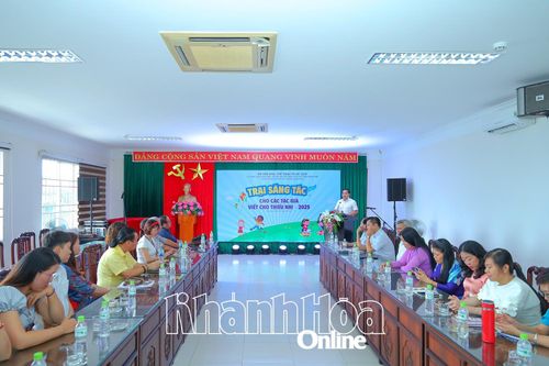 25 tác giả tham gia trại sáng tác viết cho thiếu nhi