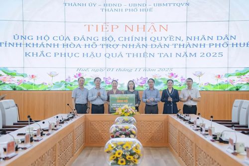 Tỉnh Khánh Hòa hỗ trợ thành phố Huế 2 tỷ đồng khắc phục hậu quả mưa lũ