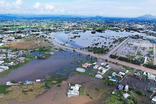 Lũ về gây ngập trên diện rộng