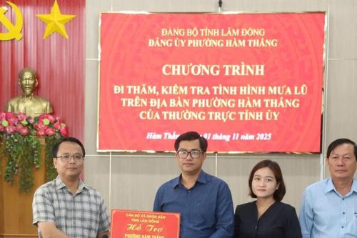 Tập trung hỗ trợ người dân sớm ổn định cuộc sống sau lũ lụt