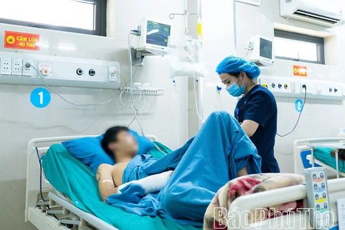 Nút mạch cấp cứu thành công nam bệnh nhân vỡ lách độ IV