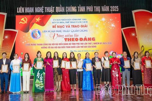 70 tiết mục xuất sắc được trao giải tại Liên hoan Nghệ thuật quần chúng