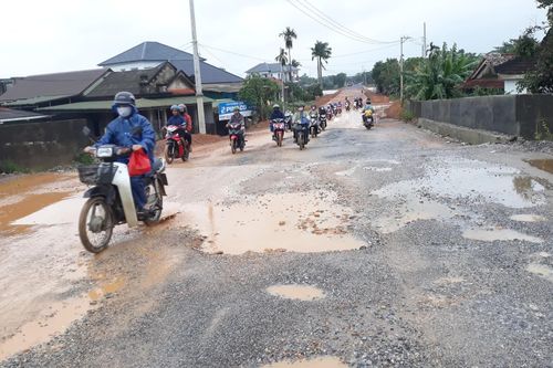 Dự án đường nối cầu An Mô vào Khu lưu niệm Tổng Bí thư Lê Duẩn: Khó đạt tiến độ đề ra