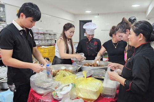Tiếp sức cho đồng bào