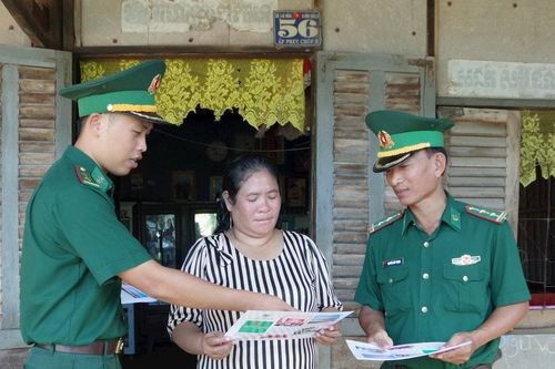 Bộ đội Biên phòng TP. Cần Thơ học tiếng Khmer, gắn kết tình quân dân biên giới