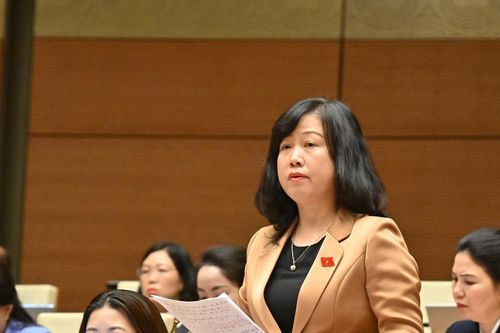 Cần hành lang pháp lý đủ mạnh bảo vệ nhân viên y tế