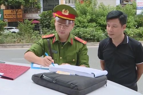 Phường Đống Đa ra quân xử lý vi phạm trật tự đô thị
