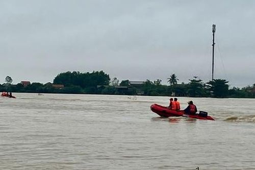 Tìm thấy thi thể người đàn ông ở Huế bị nước cuốn khi đi lùa vịt